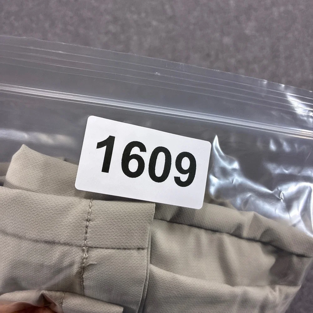 Banana Republic Core Temp Chino Pants Mens 34x32 Beige Slim Fit Performance